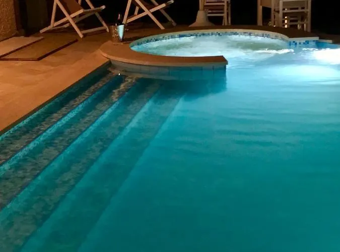 Villa Ester Camaiore