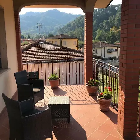 Villa Ester Camaiore