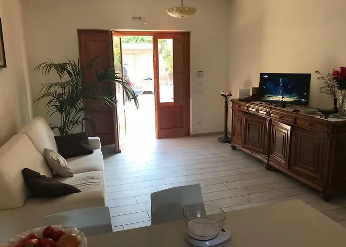 Ester Villa Camaiore